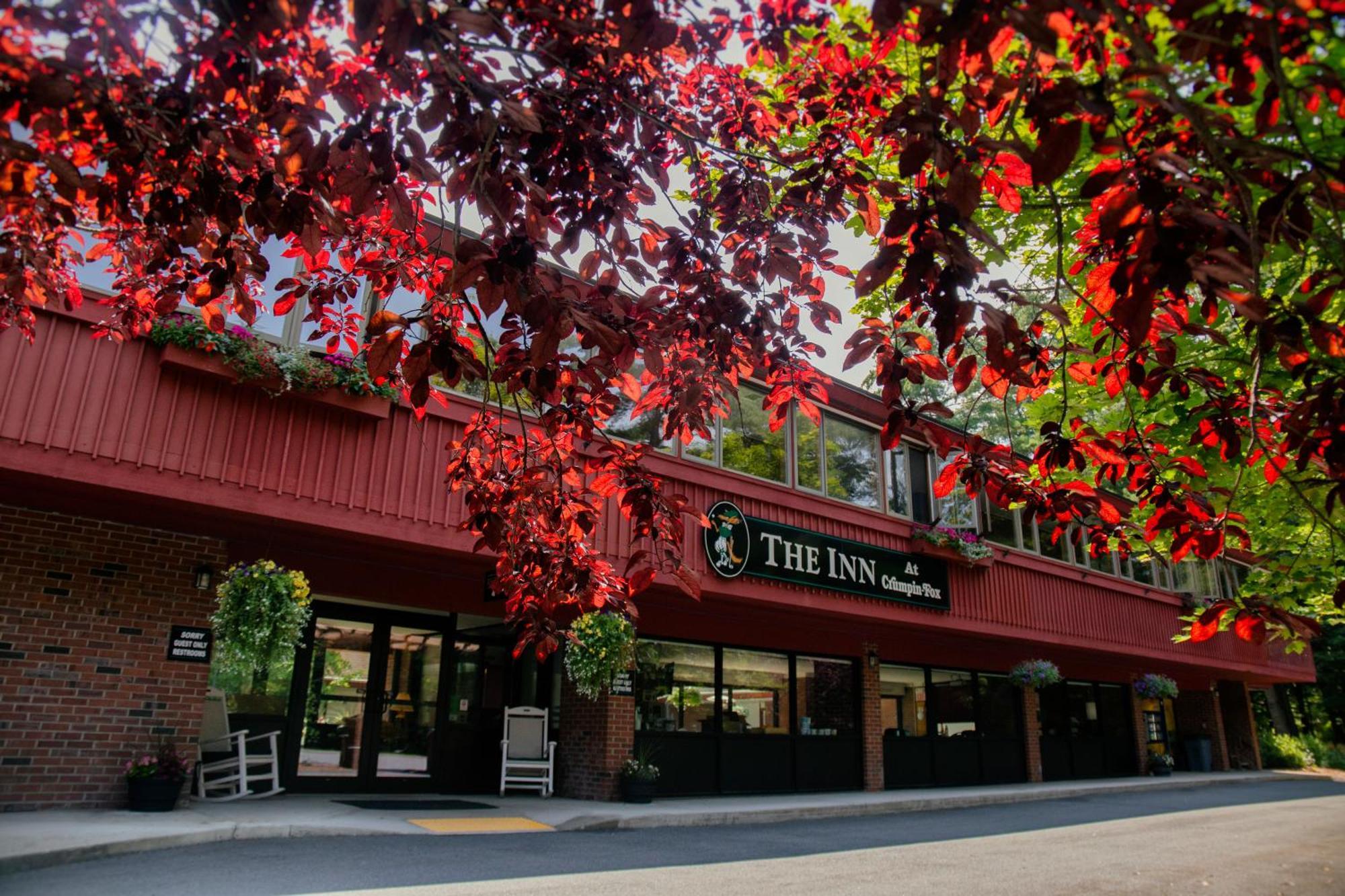 The Inn At Crumpin-Fox Bernardston Buitenkant foto